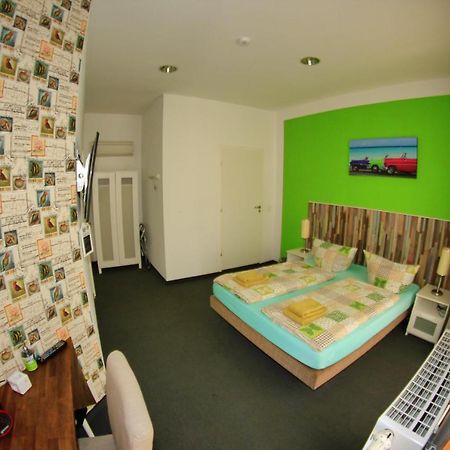 Hotel Botschaft à Berlin Extérieur photo