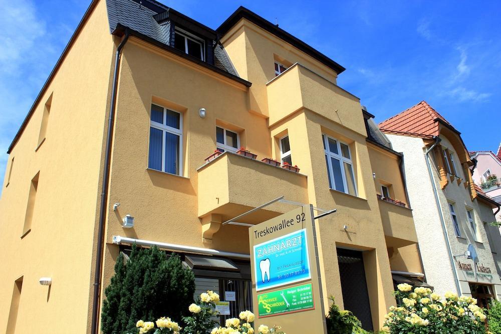 Hotel Botschaft à Berlin Extérieur photo